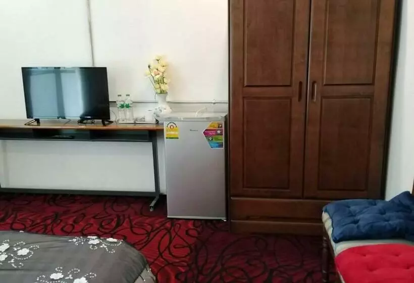 پانسیون Promphet House