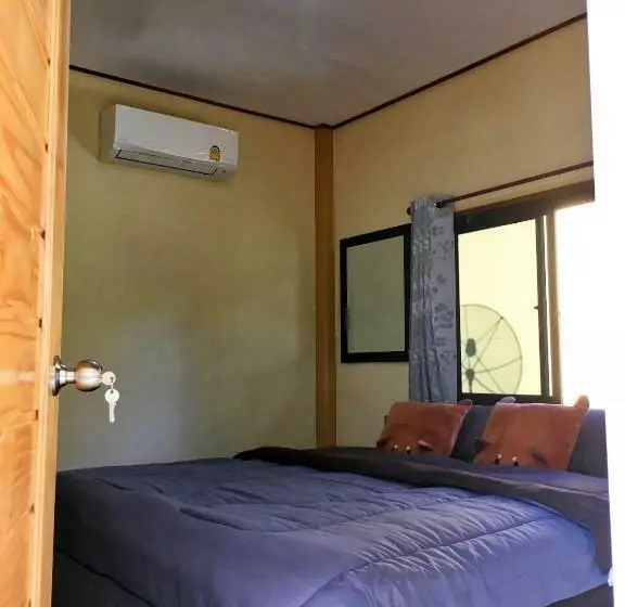 Lomakeskus Baan Panseng Bungalow