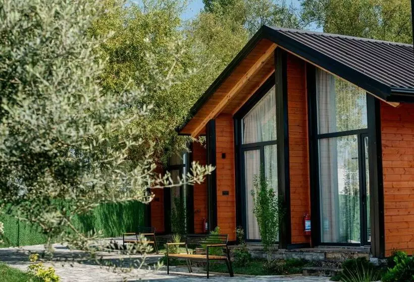 استراحتگاه Hysaj Agroturizëm