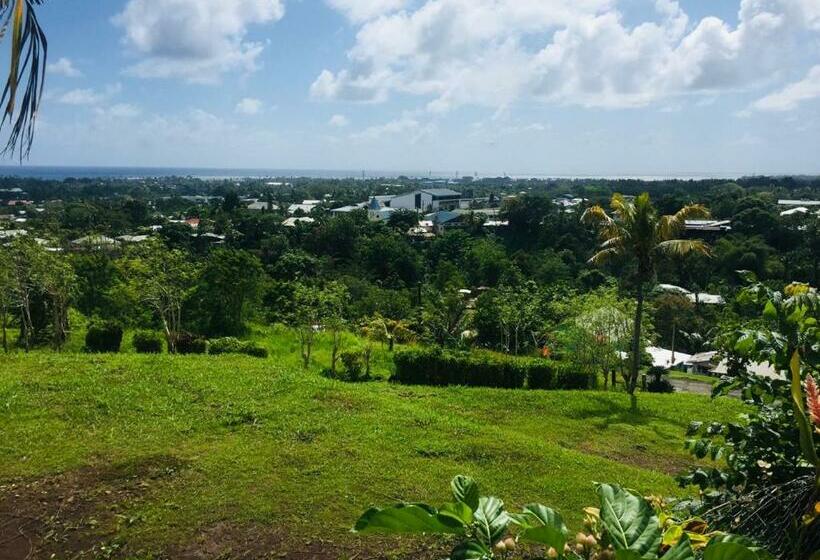 تختخواب و صبحانه Apaula Heights Lounge