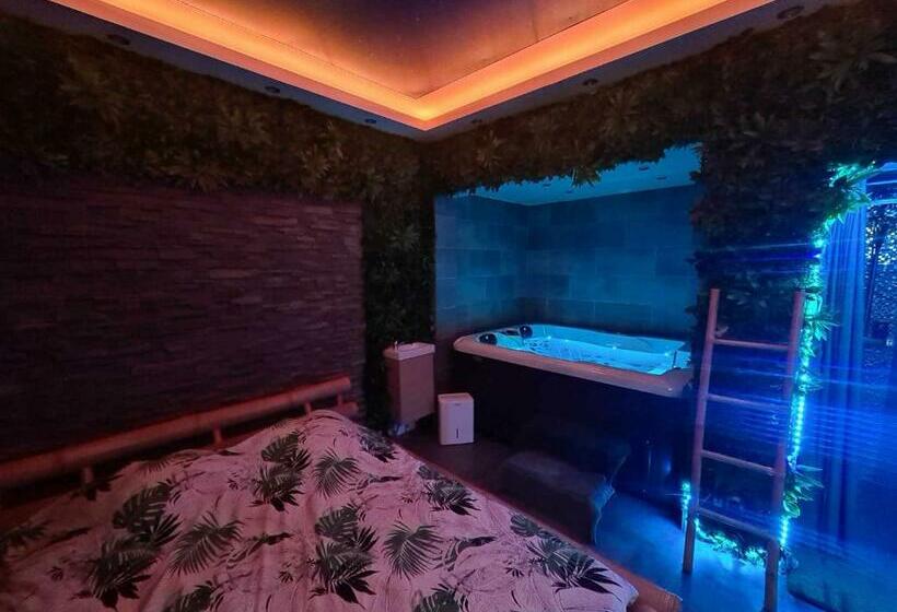 Bed & Breakfast Luxury Spa Concept