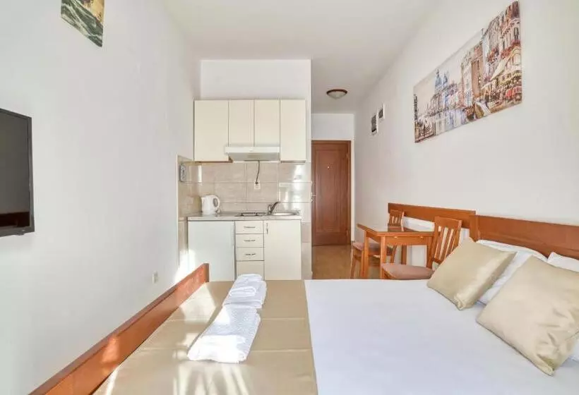 Garni Hotel Milica