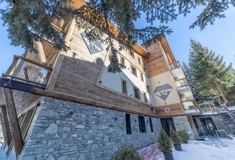 ホテル Avalanche   Alpine Boutique