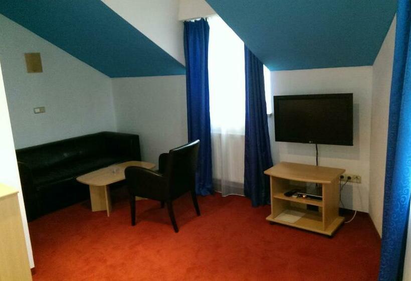 ホテル Casino & Pension Admiral Dolní Dvořiště