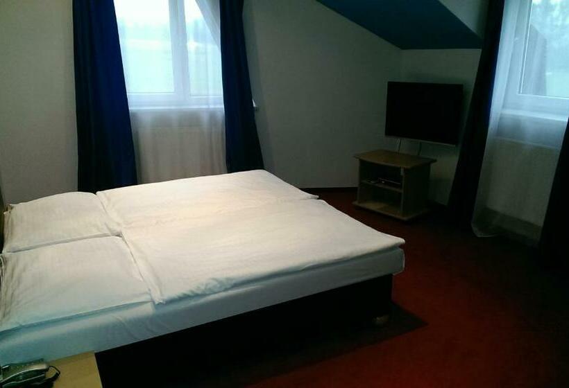 ホテル Casino & Pension Admiral Dolní Dvořiště