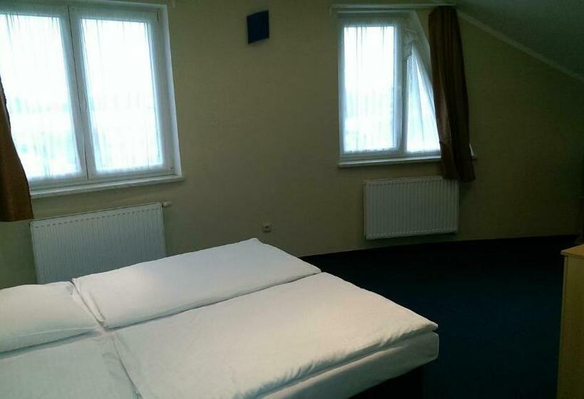 ホテル Casino & Pension Admiral Dolní Dvořiště