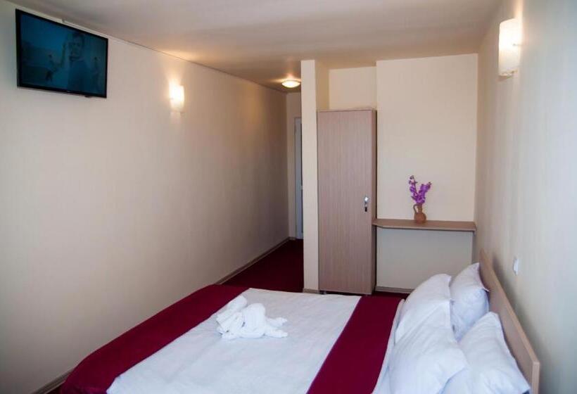 فندق Dumbrava Minunata