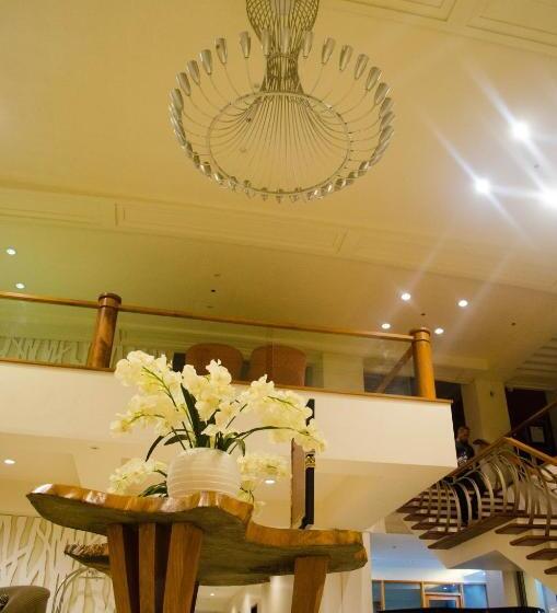 בית מלון כפרי Tavern Surigao