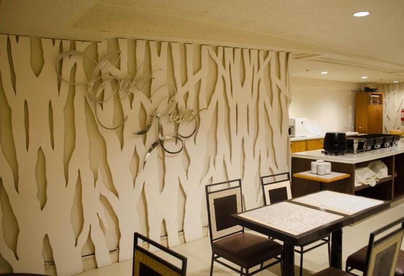 בית מלון כפרי Tavern Surigao