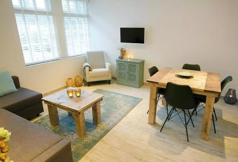 Karel De Grote Bergen