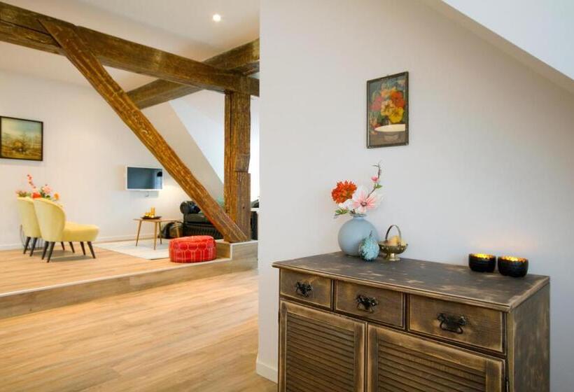 Karel De Grote Bergen