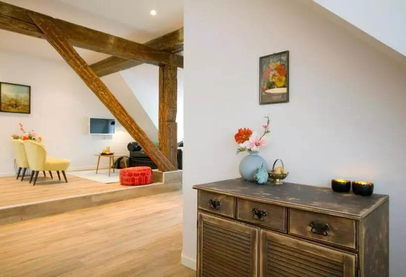 Karel De Grote Bergen