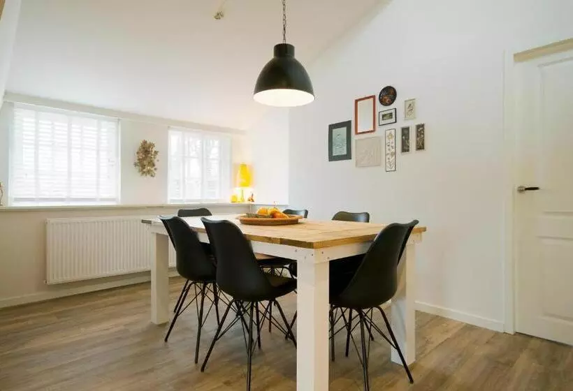 Karel De Grote Bergen