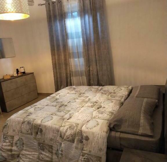 پانسیون Lecco Centers