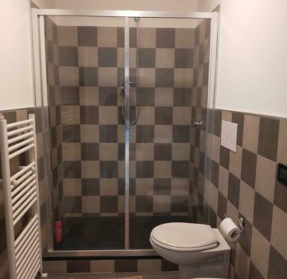 پانسیون Lecco Centers