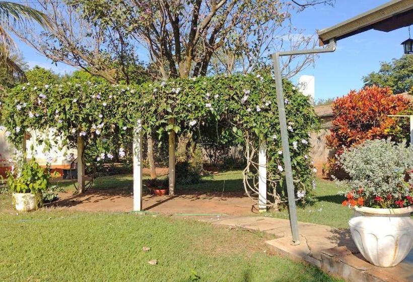 هاستل Estância Stela Pousada