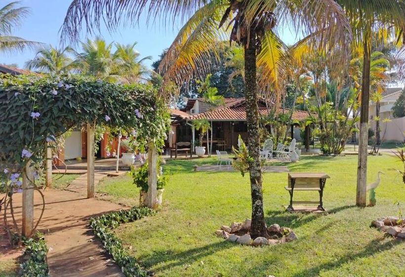 هاستل Estância Stela Pousada