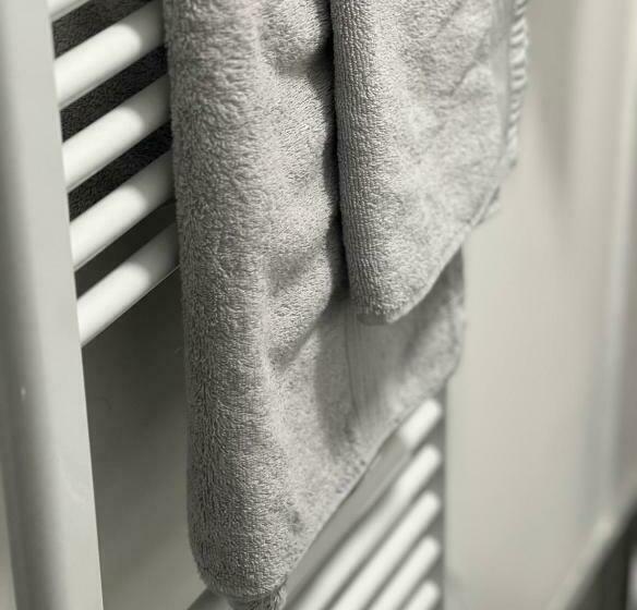 Aamiaismajoitus (B&B) Newsham Lodge   New Designer Rooms In Liverpool L6