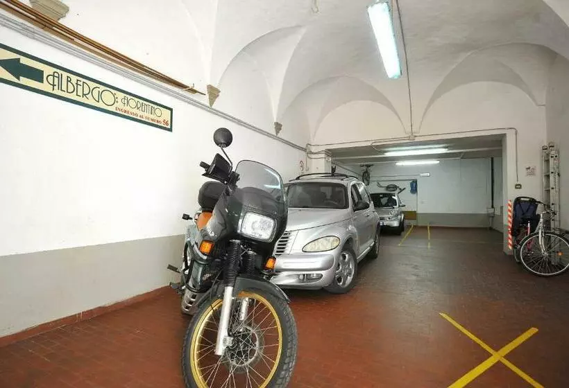 هتل Albergo Fiorentino
