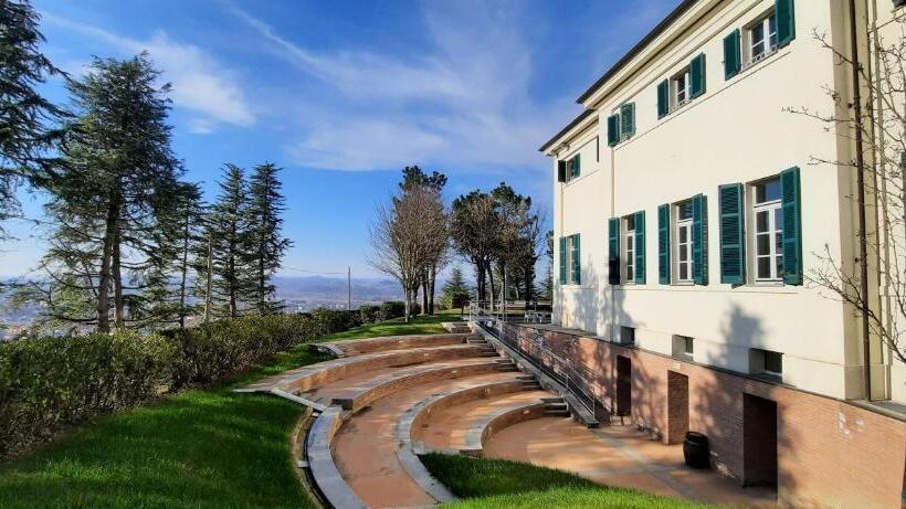 هتل Casa Diocesana Di Altavilla