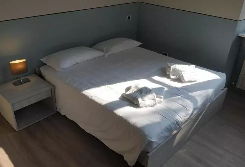 Hotelli Casa Diocesana Di Altavilla