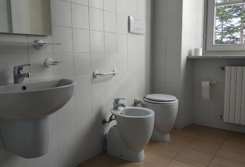 هتل Casa Diocesana Di Altavilla