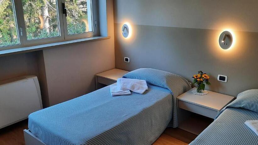 هتل Casa Diocesana Di Altavilla