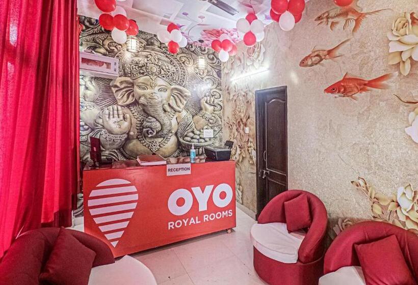 Flagship Hotel Royal Rooms