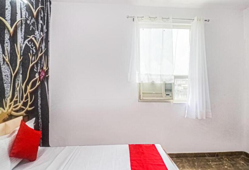 Flagship Hotel Royal Rooms