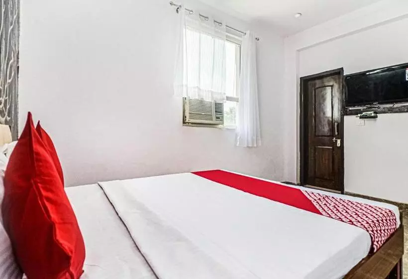Flagship Hotel Royal Rooms