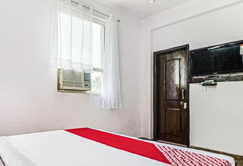 Flagship Hotel Royal Rooms