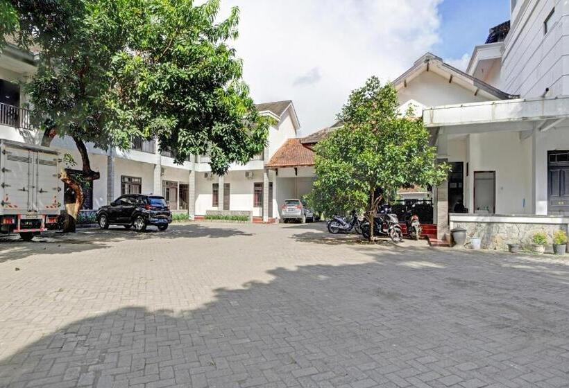 호텔 Oyo 90735 Palem Garden 2