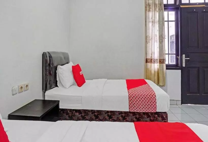 Hotelli Oyo 90735 Palem Garden 2