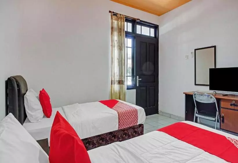 Hotelli Oyo 90735 Palem Garden 2