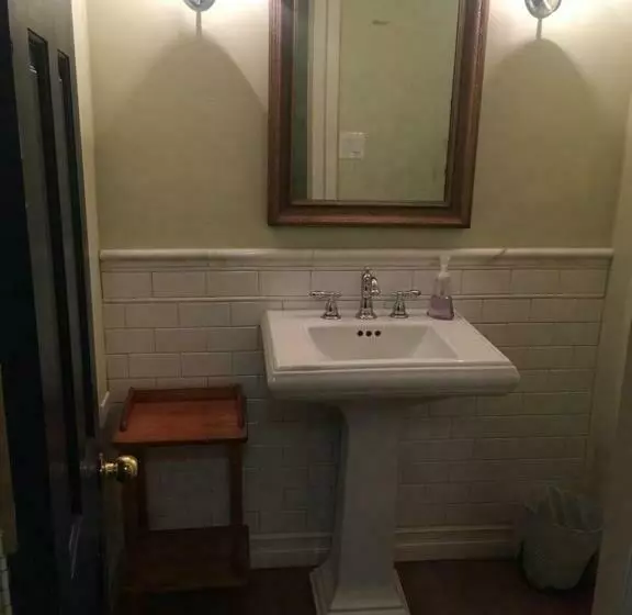 ペンション Niagara Mansion Carriage Suite