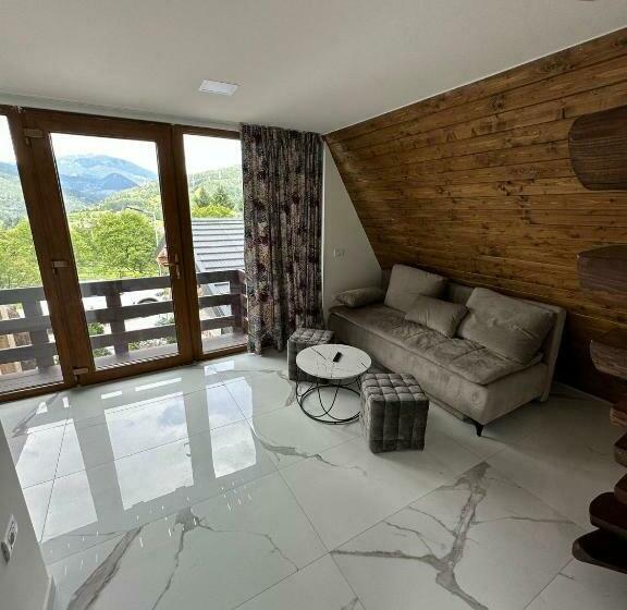 پانسیون Vila Deluț