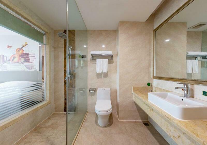 Vienna Hotel Shenzhen Songgang Shajiang Road