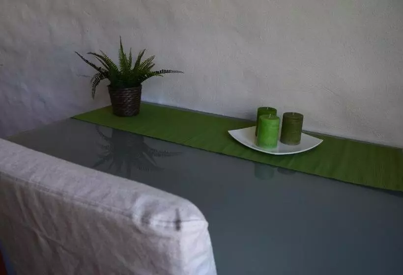 Aamiaismajoitus (B&B) Bnb Villa Levanta