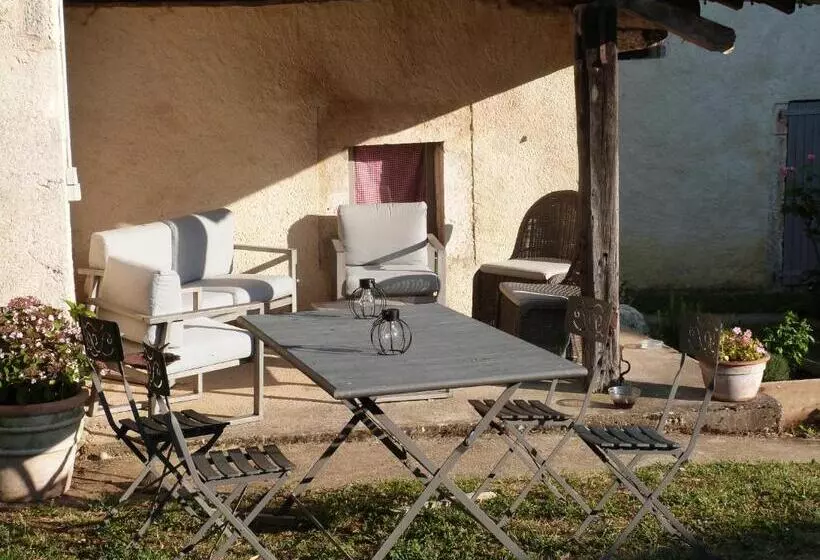 Aamiaismajoitus (B&B) Chambres D Hotes Le Plassalou