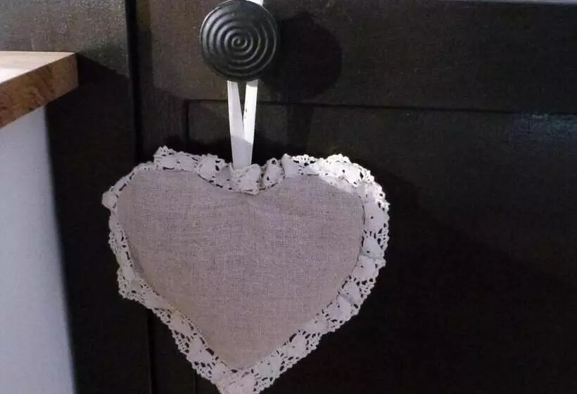 Aamiaismajoitus (B&B) Chambres D Hotes Le Plassalou