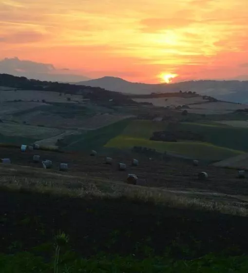 ホテル Agriturismo Fontefredda