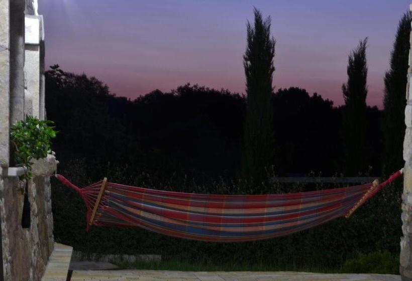 בית מלון כפרי Agriturismo Fontefredda