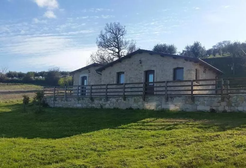 ホテル Agriturismo Fontefredda