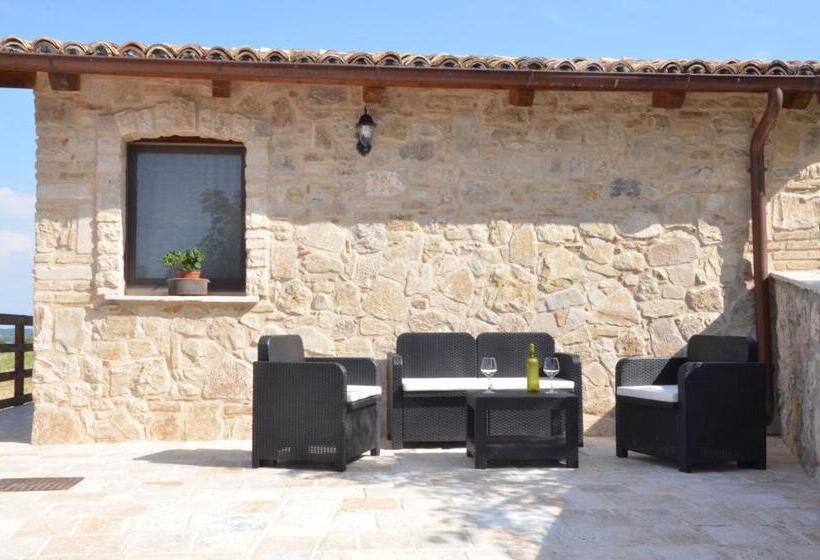 בית מלון כפרי Agriturismo Fontefredda