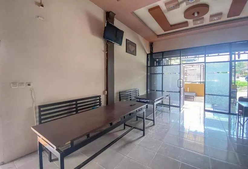 Hotelli Home Stay Mulyawan Syariah Sengkang Mitra Reddoorz