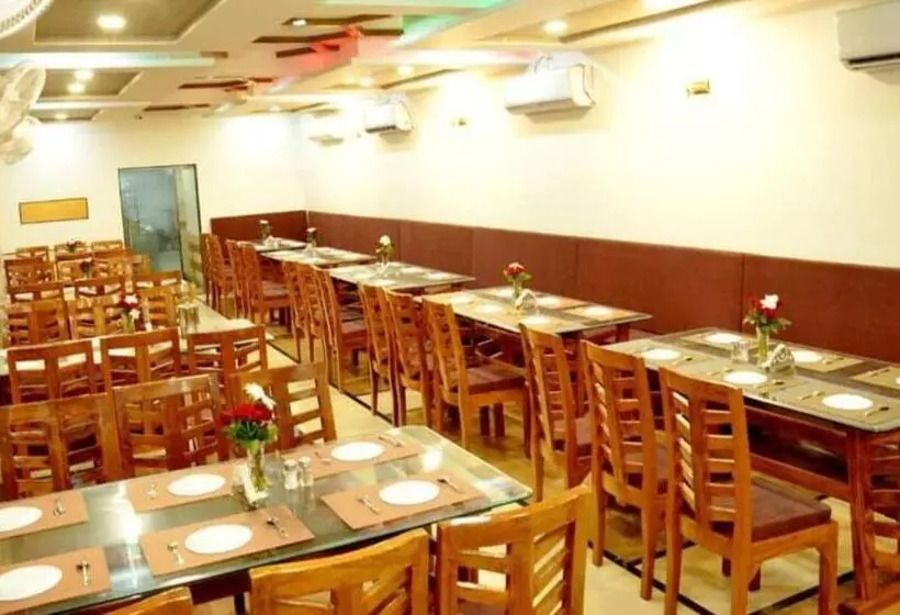 Hotelli Shalimar Executive, Uran Islampur