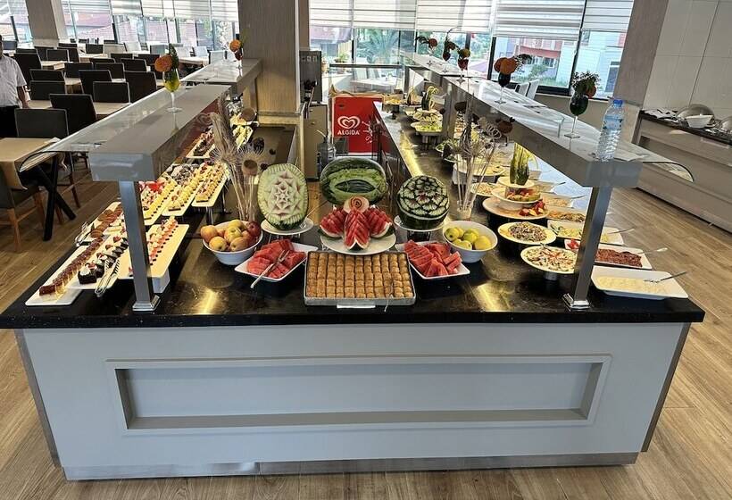 Side Golden Rock Hotel&spa