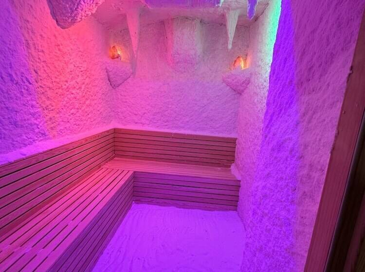 Side Golden Rock Hotel&spa