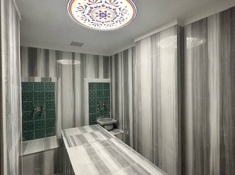 Side Golden Rock Hotel&spa