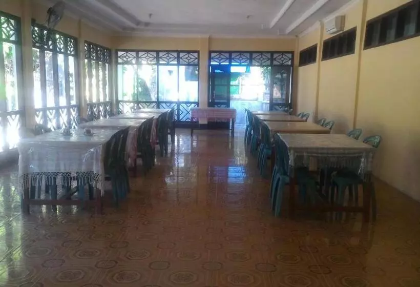 Majatalo Bintang Wisata Riung